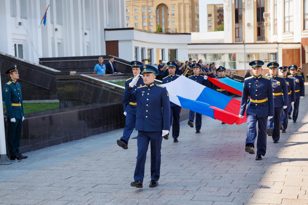 22 августа отмечается день  Государственного Флага России